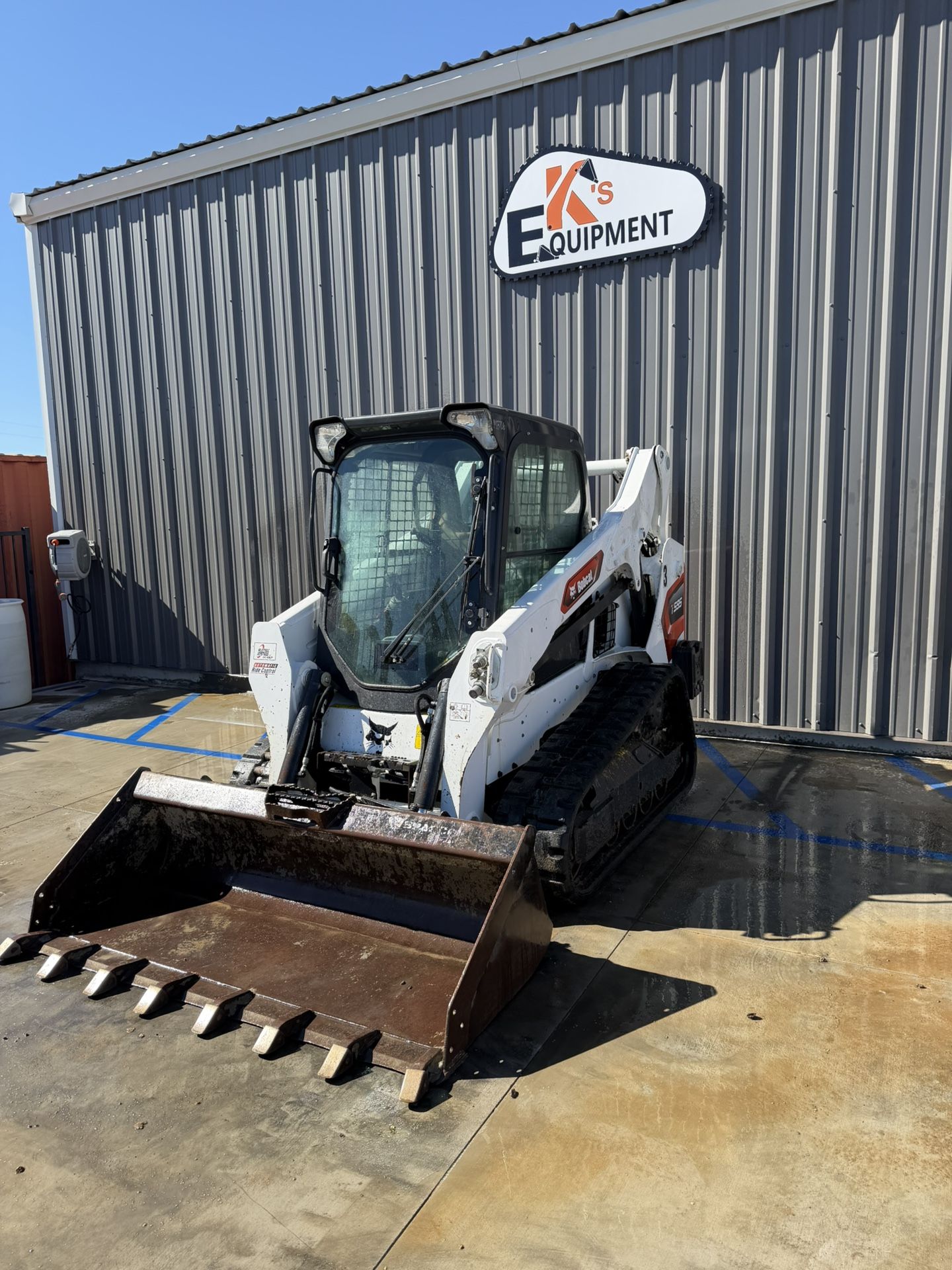 2022 Bobcat T595 Skid Steer