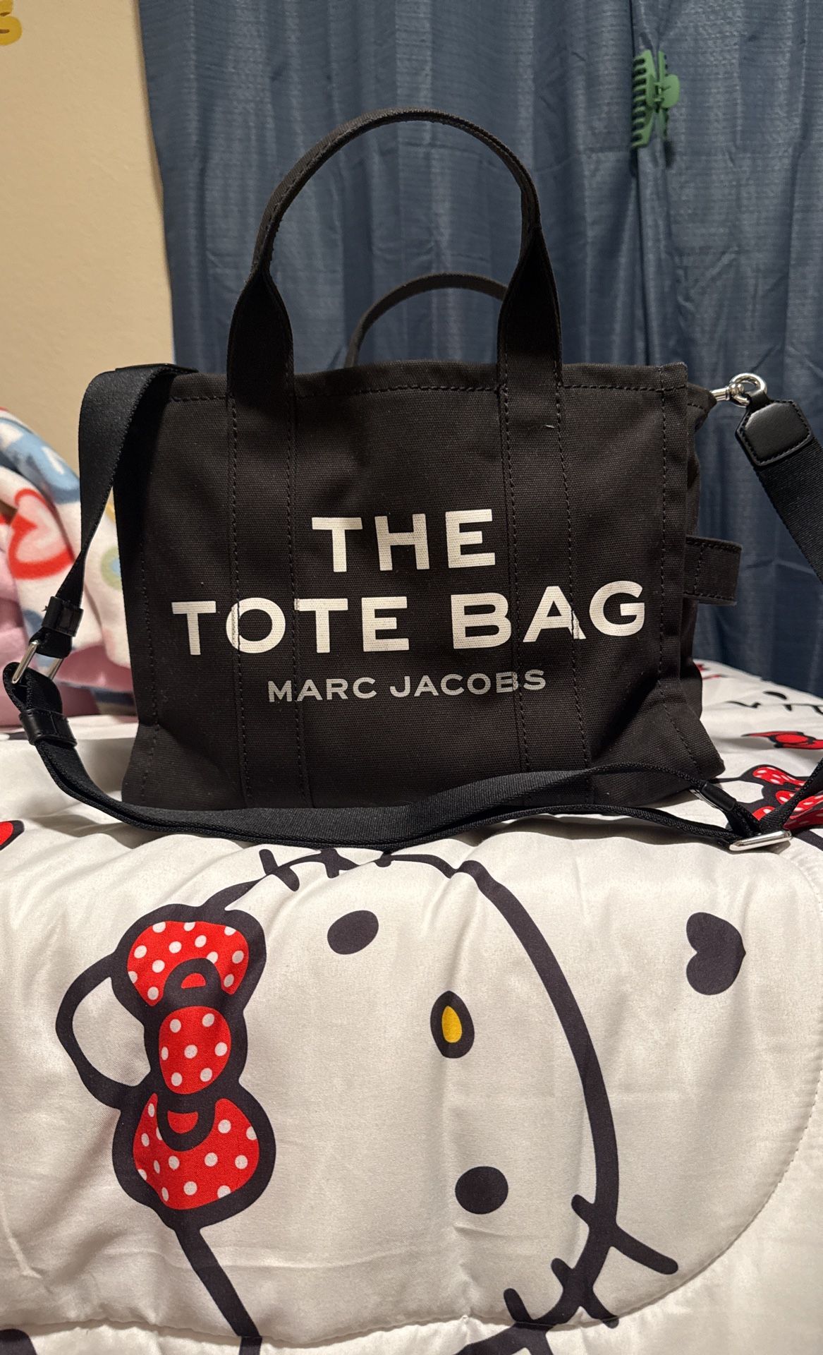 Large Tote Bag (black?