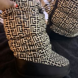 Balmain snow boots
