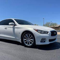 2014 Infiniti Q50