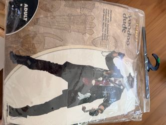 Men’s Halloween costume