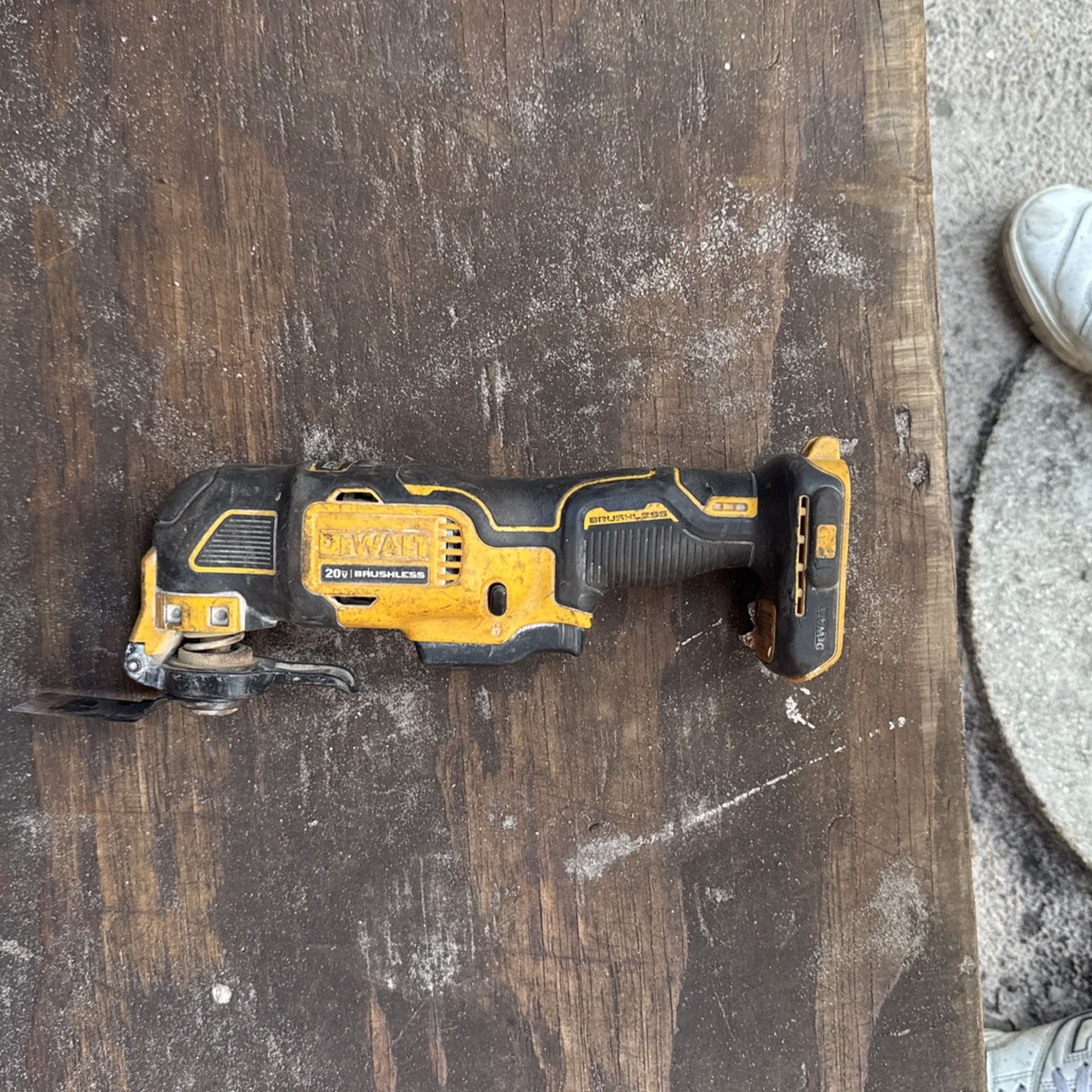 Dewalt Multitool