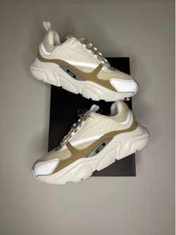 B22 Tan/Cream (Size 9)