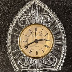 Vintage Crystal Clear 5" Desk/Mantel 24% Lead Crystal Glass Quartz Clock. ⭐️Rare⭐️