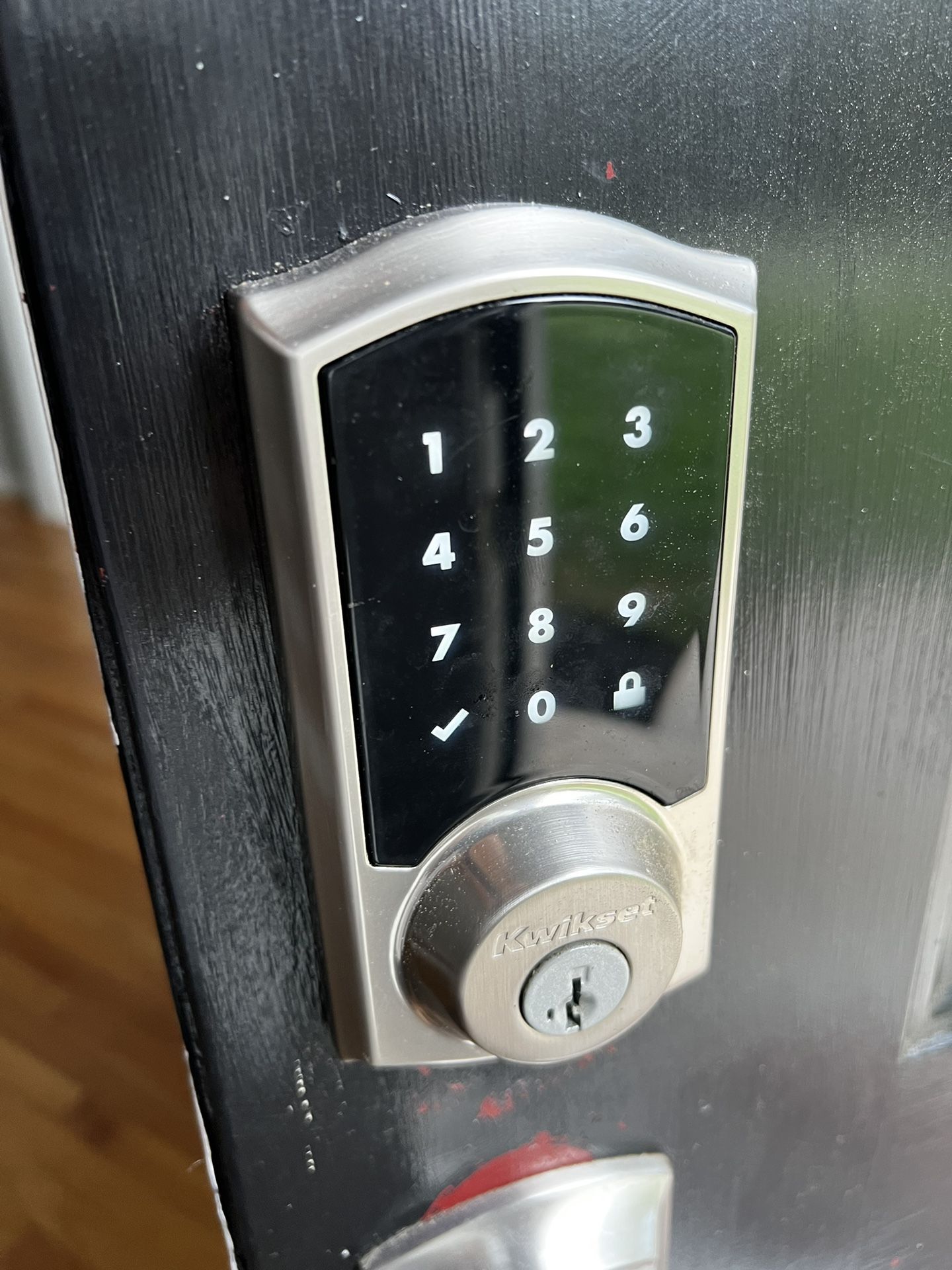 Kwikset Smartcode 916 Smart Lock Touchscreen Electronic Deadbolt Door Lock with SmartKey Security and Z-Wave Plus, Satin Nickel