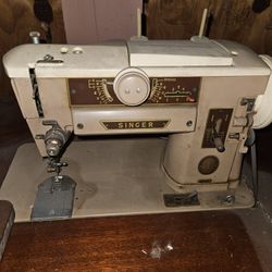 Old Vintage Sewing Machine