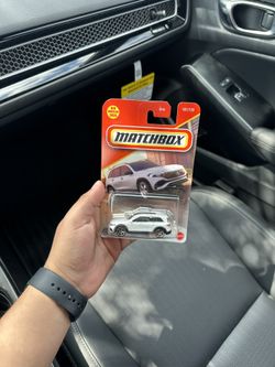Matchbox Mercedes-Benz EQB