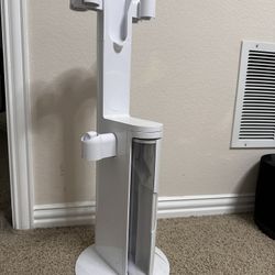Dyson cordless Dock