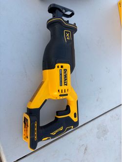 Dewalt saw