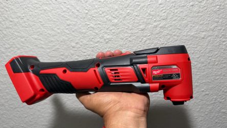 Milwaukee M18 Multi-Tool Milwaukee M18 Multi herramienta
