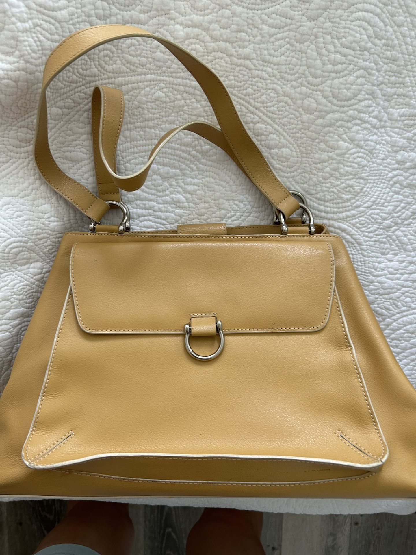 Franklin Covey Leather Bucket Bag