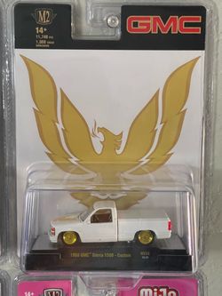 M2 Machines CHASE 1988 GMC Sierra 1500 Custom Die-Cast