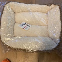 Cuddles Pet Bed