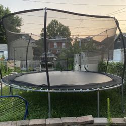 Usado  Trampoline