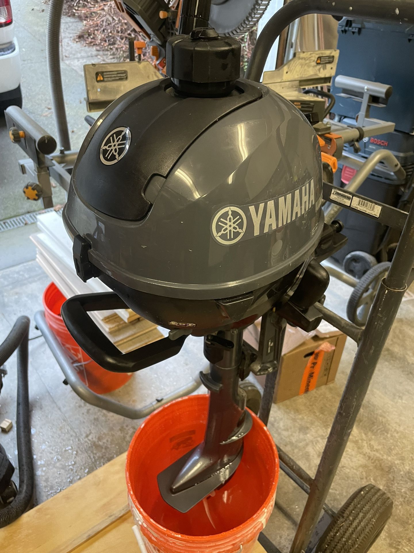2019 Yamaha 2.5 HP Outboard 20” Long Shaft. Less Than 10 Hours! Tiller Outboard Motor.