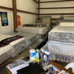 New Name Brand Mattress Sets! 50-80% Off Retail$$