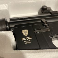 Elite Force M4 CBQ TOY AEG Full Auto 330 FPS (Open Box)