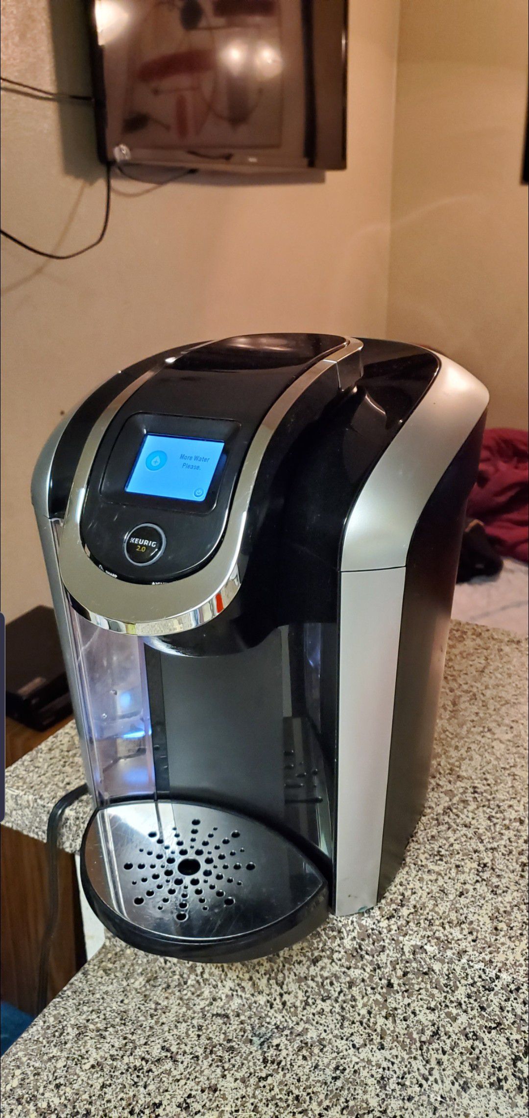 keurig K2.0-400 single serve K-cup pod coffee maker.