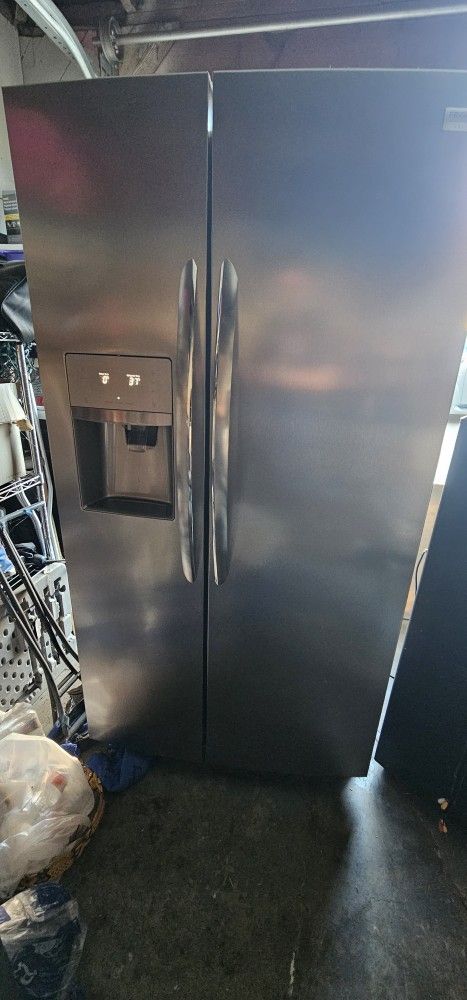 Frigidaire Gallery Refrigerator