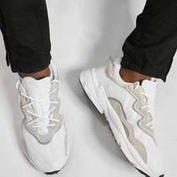 Adidas men’s running shoe SZ 12