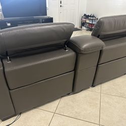 Power Recliner Couch + Center Console 