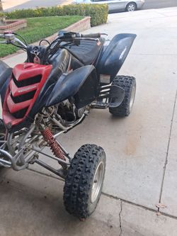 Yamaha raptor 660r