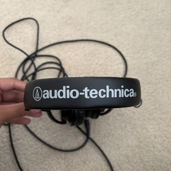 Audio-Technica ATH-M20x Professional Studio Monitor Headphones