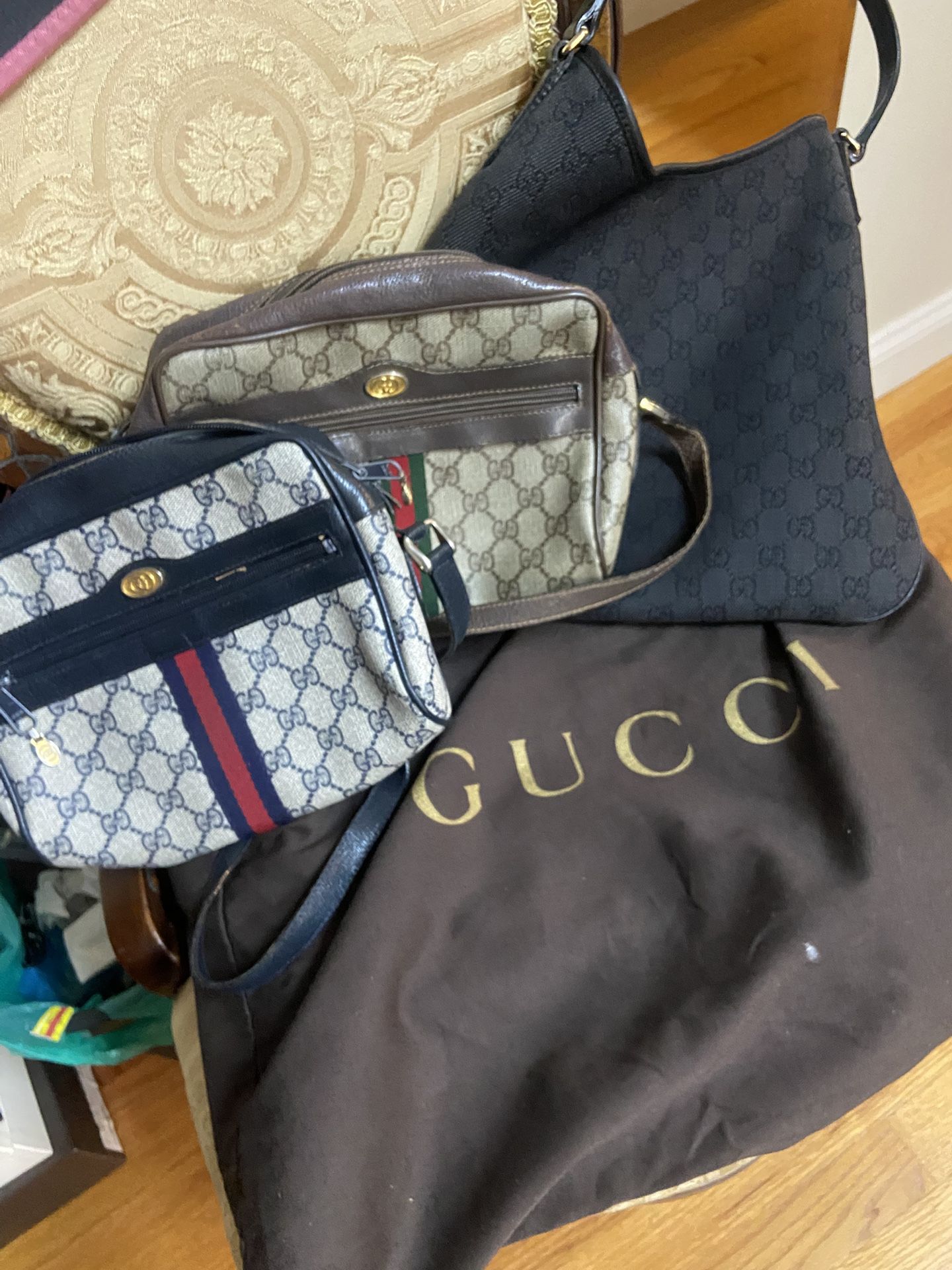 Gucci vintage sholder