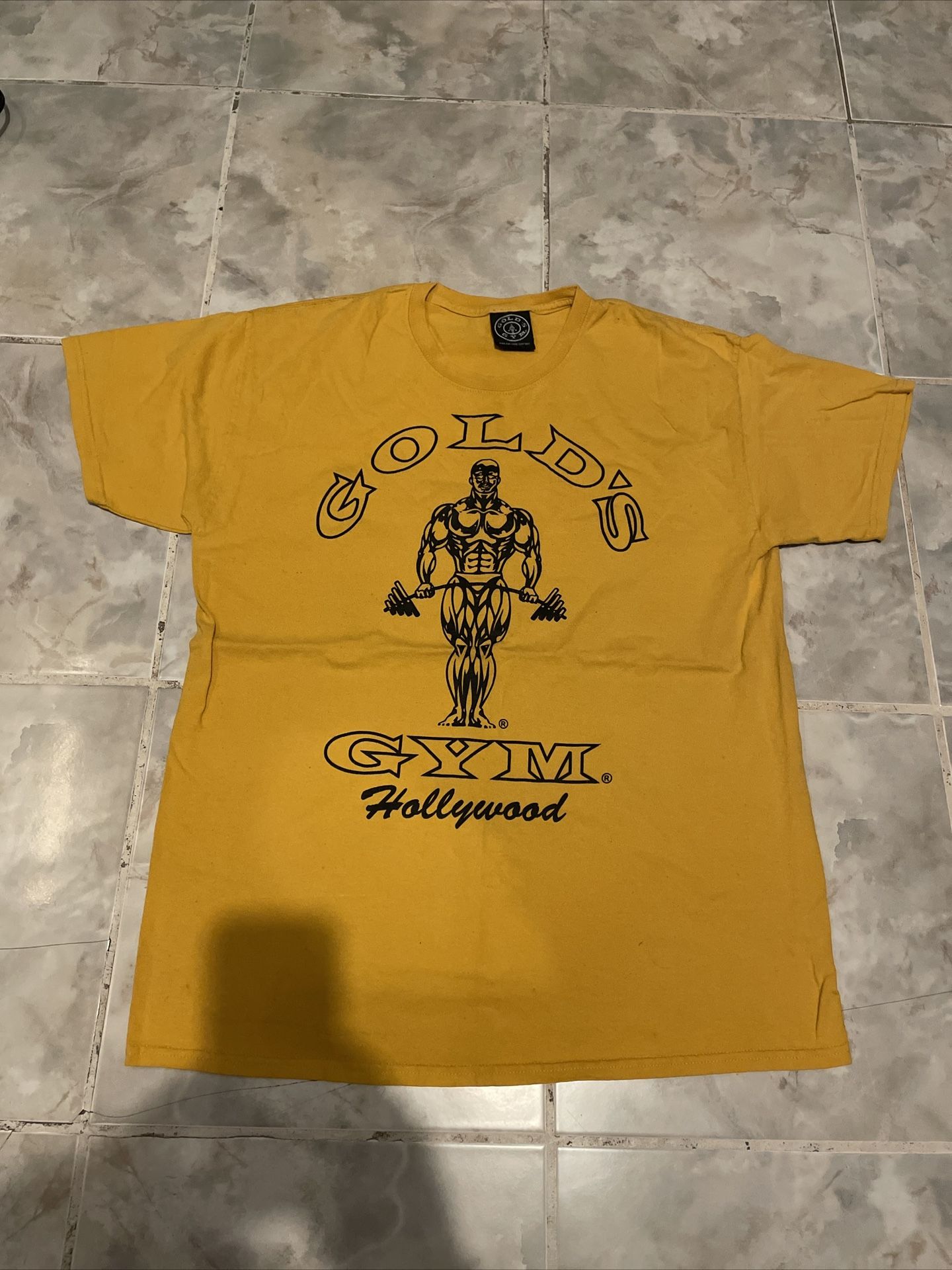 Vintage Y2K 90’s Golds Gym Hollywood T Shirt Size Large Made In USA Hulk Hogan