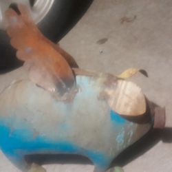 Five metal pigs for the yard yard art