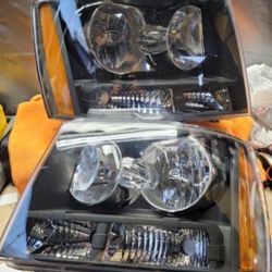 07-14 Chevy Tahoe/Suburban Headlights faros calaveras micas luces