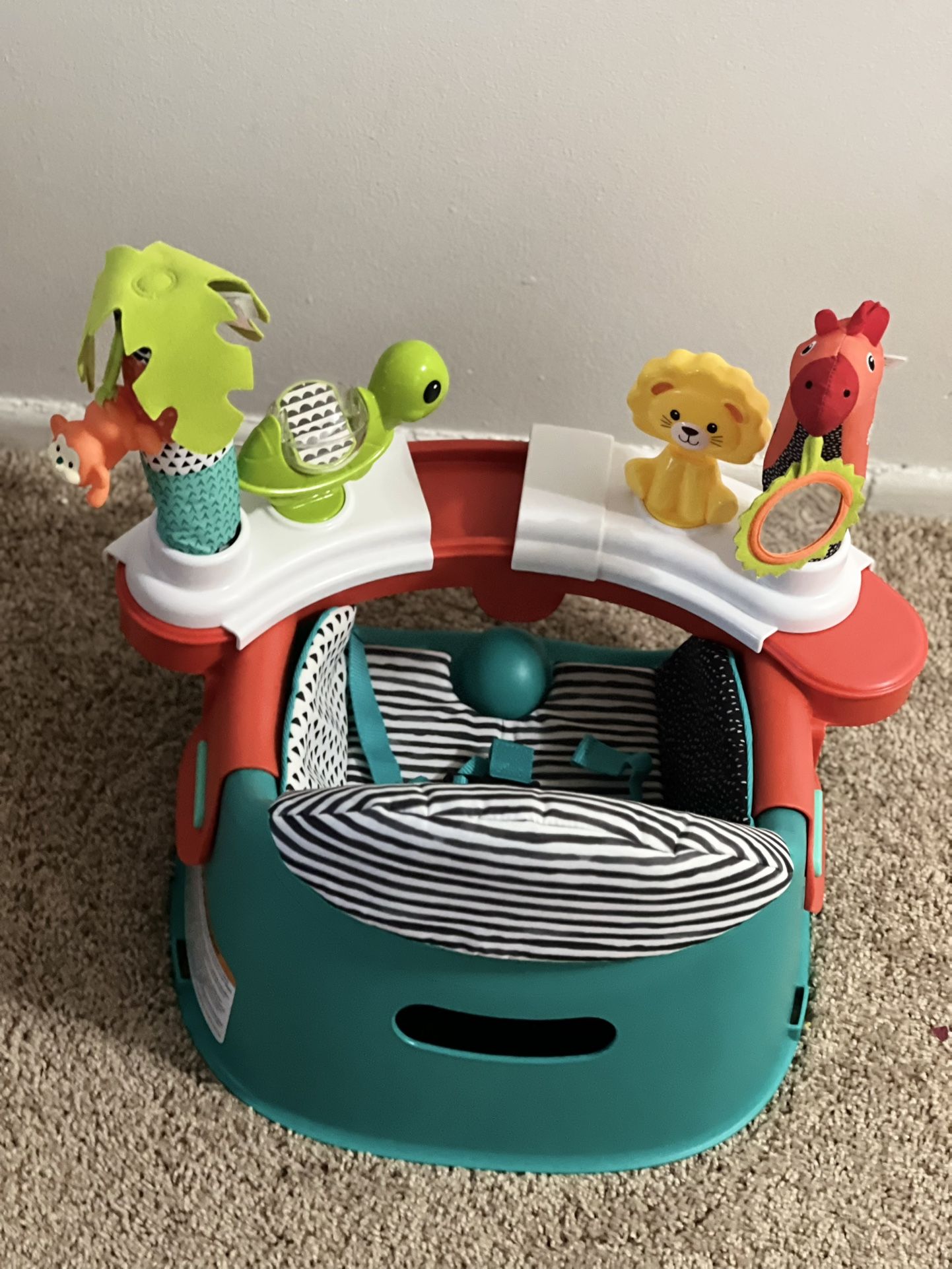 Infantino 3 en 1 Grow-with-Me Discovery Seat and Booster