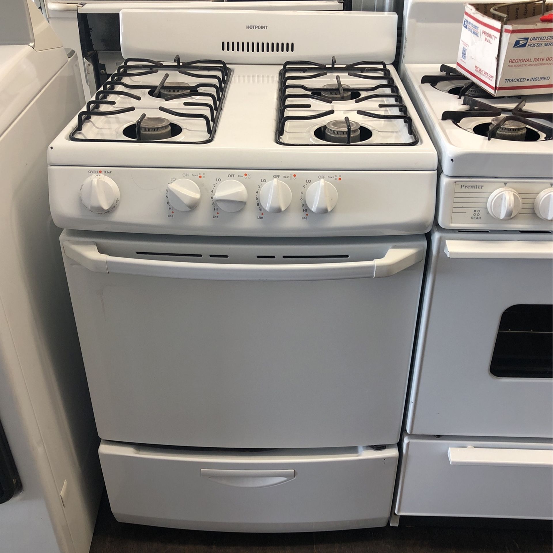 24 Inch Stove for Sale in Bell Gardens, CA OfferUp