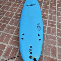 7’ Odysea Catch Surf Log Surfboard With Fins And A Leash 