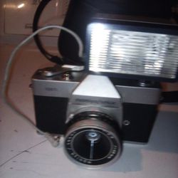 Vintage Camera Mamiya/Sekor 528TL