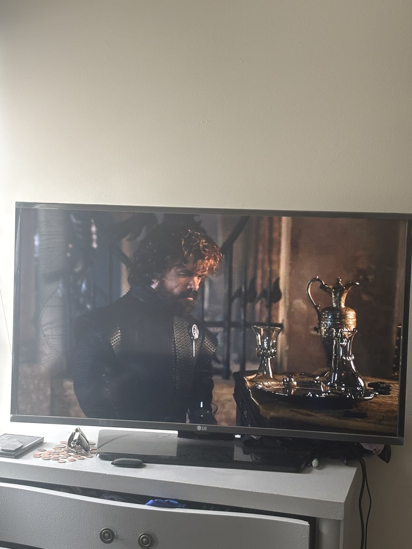 32’ LG 40LF6300 TV