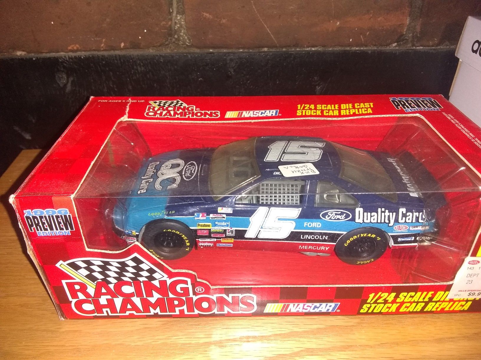 Brand New Rare 1996 Preview Edition Dick Trickle Quality Care 1/24 Die-cast Car