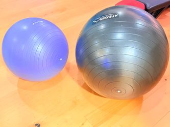 Workout pregnancy birth ball