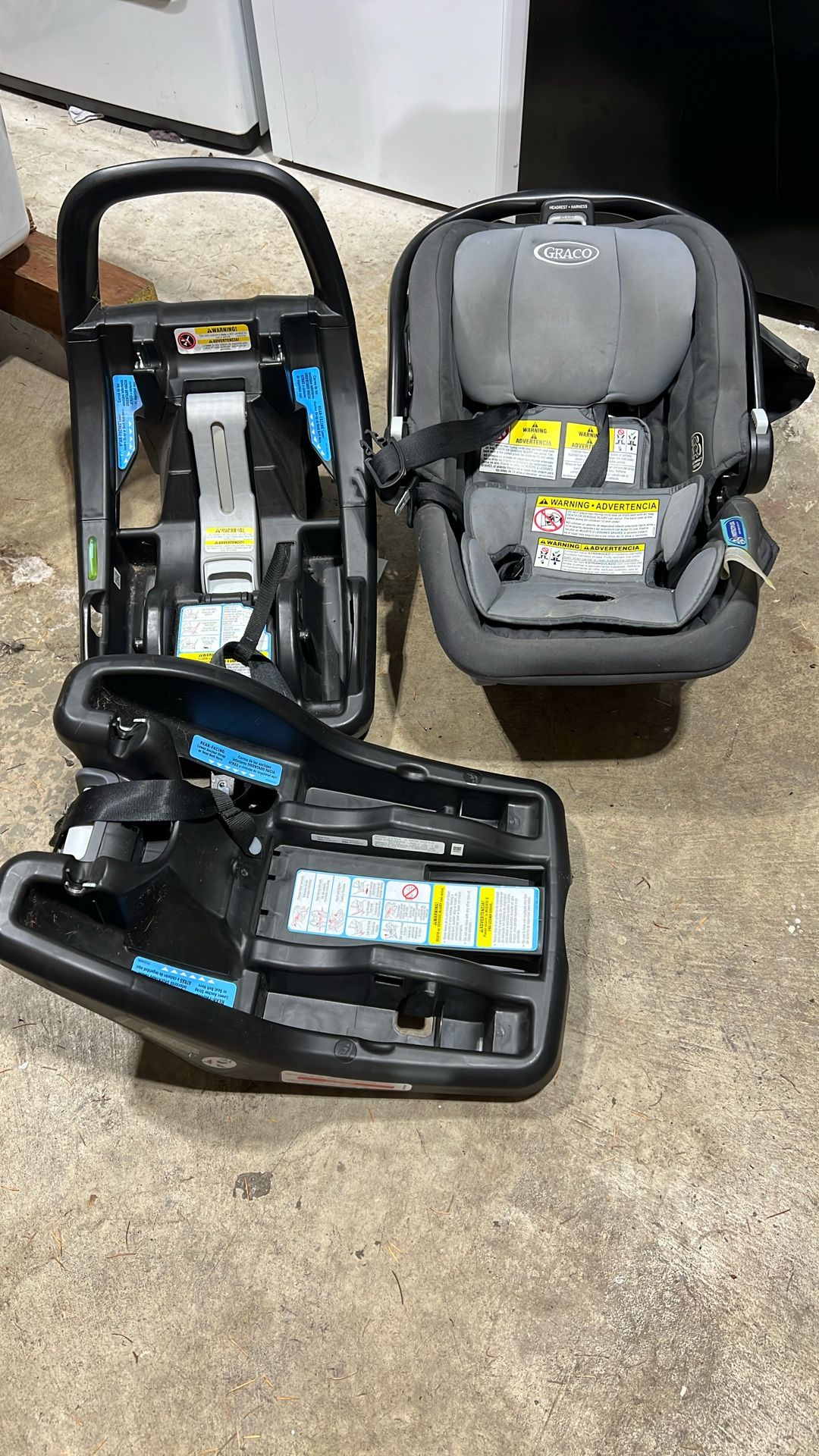 Free Infant Car Seat And Two Bases Graco Snug 35 LX