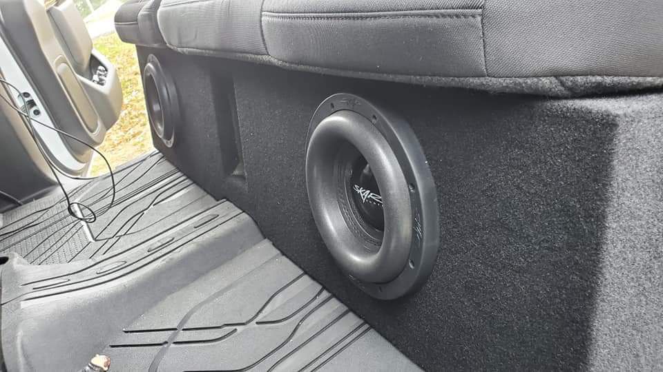 Sound system for cars and trucks. FINANCING AVAILABLE NO CREDIT CHECK. Si Español  Jlaudio kicker 