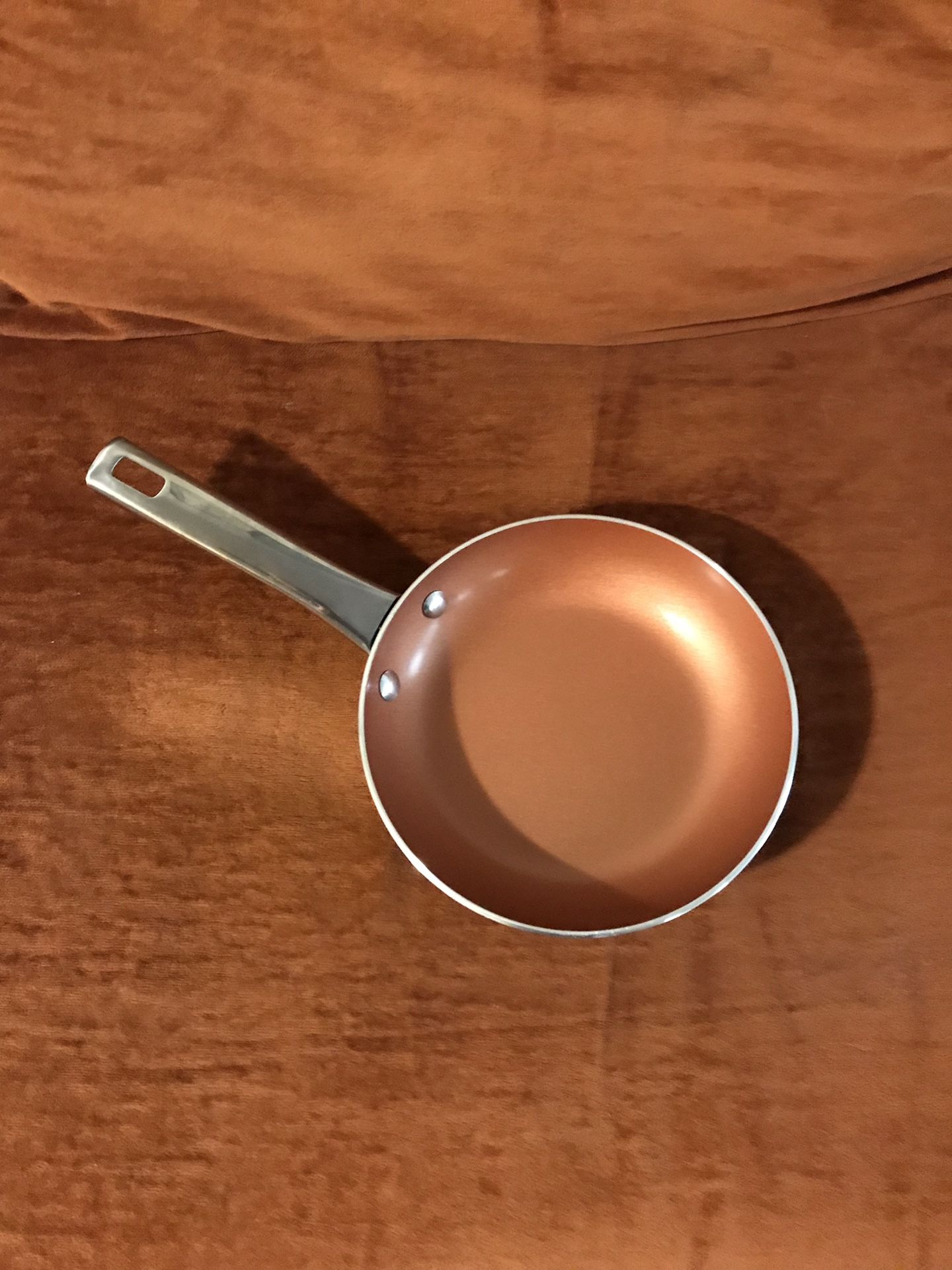 Cook’s Essential 8” Ceramic Non-Stick Pan