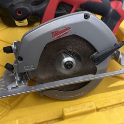 Milwaukee Circular Saw 6 1/2