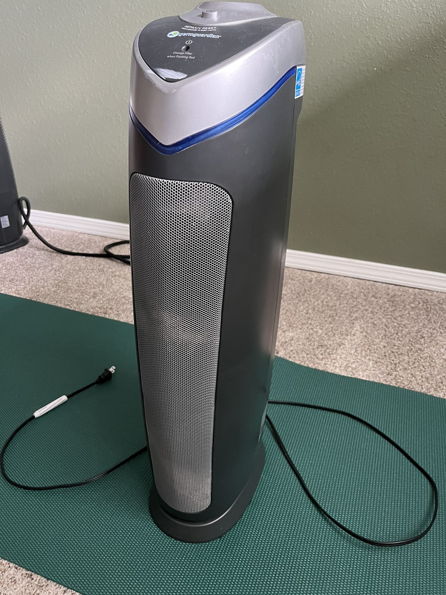 Germ guardian Air filter 28”