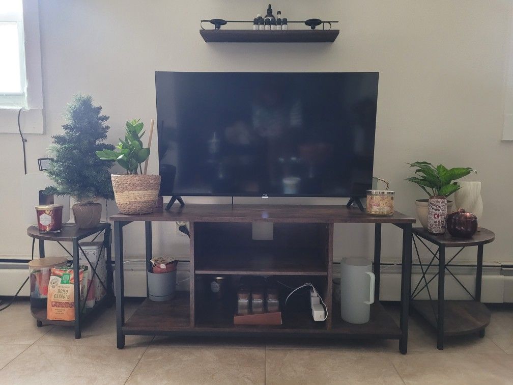 TV stand with a matching end table set