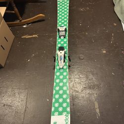 Skis With Bindings