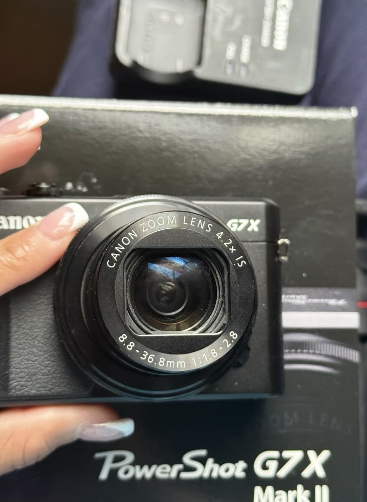 Canon G7x Mark II