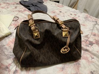 Large MK purse