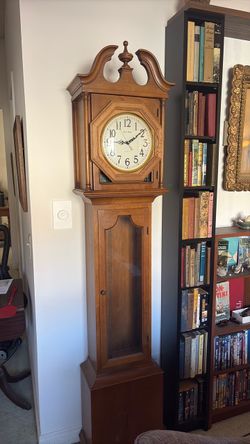 Decorative Grandfather Clock *DOES NOT WORK*