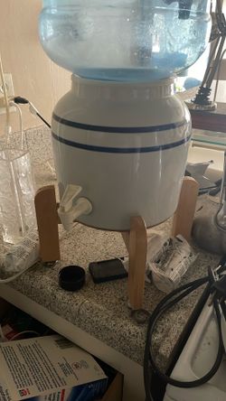 Water Jugs And Carafe 