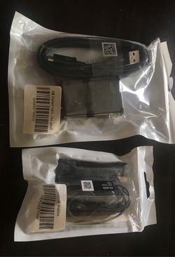 Samsung charger and headphone
